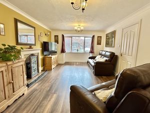 Lounge- click for photo gallery
